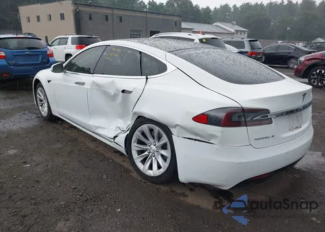 2018 Tesla Model S из США, поврежденный, VIN 5YJSA1E28JF281344